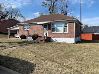 526 E Sainte Marie St, Perryville, MO 63775