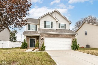 8826 Benjamin Ln, Avon, IN 46123