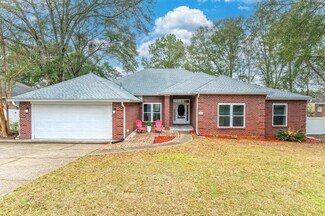 4694 Lovegrass Ln, Crestview, FL 32539