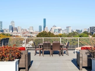 120 W 7th St Unit 102, Boston, MA 02127