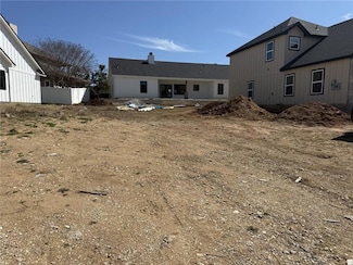 313 Heather Run Dr, Woodway, TX 76712