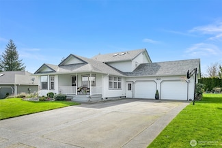 805 S Park Ct, Lynden, WA 98264