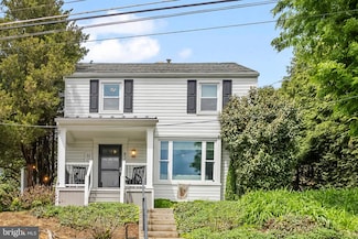 835 Pennsylvania Ave, Lemoyne, PA 17043
