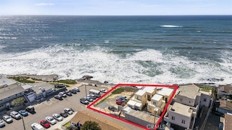 1759 Ocean Front St, San Diego, CA 92107