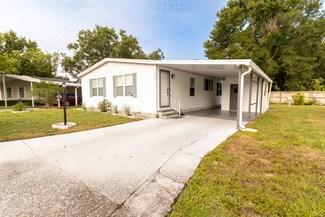 214 Oak Tree Blvd, Winter Haven, FL 33880