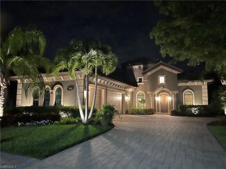 7279 Lantana Cir, Naples, FL 34119
