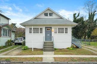 324 Elm Ave, Oaklyn, NJ 08107