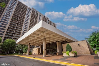 3705 S George Mason Dr Unit 604S, Falls Church, VA 22041
