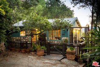 1553 Penny Rd, Topanga, CA 90290