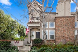 10738 Chestnut St, Los Alamitos, CA 90720