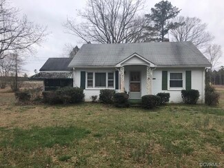 17374 Sussex Dr, Stony Creek, VA 23882