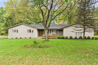 38768 Crook St, Grafton, OH 44044