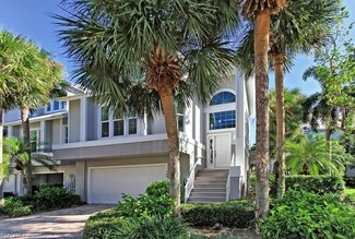 140 Barefoot Cir, Bonita Springs, FL 34134