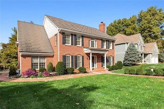 6836 Glenwood St, Overland Park, KS 66204