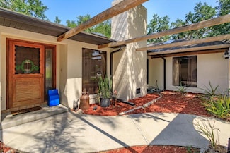 6750 Sunnyside Dr, Leesburg, FL 34748