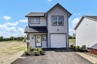 922 Lacy Ct, Sevierville, TN 37862