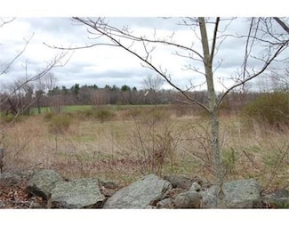 212 Ragged Hill Rd, West Brookfield, MA 01585