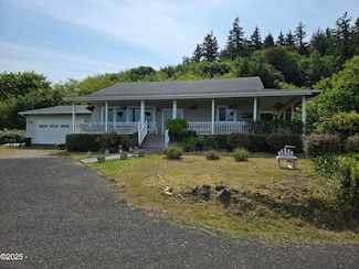 1275 S Bay Rd, Toledo, OR 97391