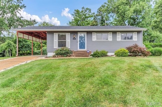 450 Mclaughlin Dr, Saint Louis, MO 63129
