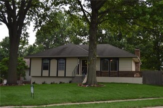 17112 E 7th Terrace Ct N, Independence, MO 64056