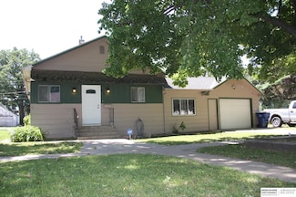 525 State St, Lyons, NE 68038