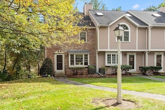 12 Brookfield Dr Unit A, Groton, MA 01450