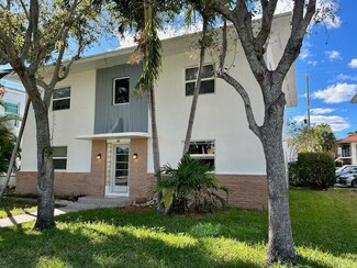 23 S Lakeside Dr, Lake Worth, FL 33460