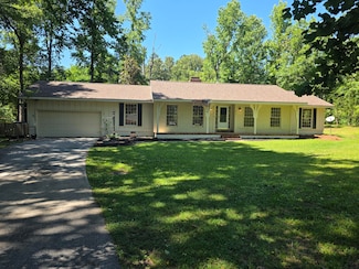 2976 Twin Pine Rd, Thomson, GA 30824