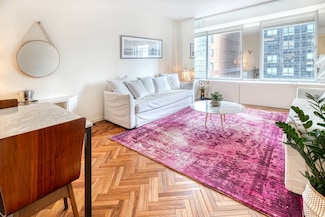 150 W 56th St Unit 3104, New York, NY 10019