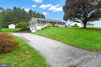 1122 Cedarbrook Rd, Hampstead, MD 21074