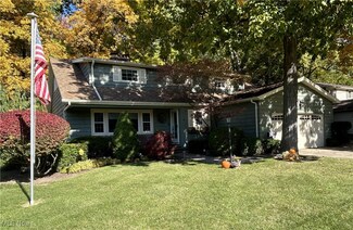4757 Edenwood Rd, Cleveland, OH 44121