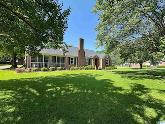 1565 19th Ave, Calera, AL 35040