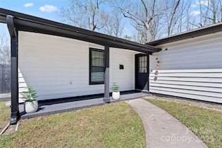 5501 Joyce Dr, Charlotte, NC 28215