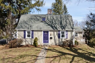 432 South St, Reading, MA 01867