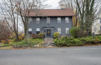 2 Chestnut St, Bethel, CT 06801
