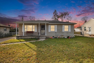 1620 Royal Oak St SW, Wyoming, MI 49519