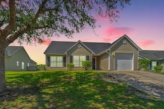 5042 Thornton Dr, Summerville, SC 29485