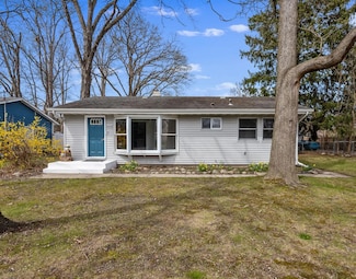 1020 W 8th St, Hobart, IN 46342