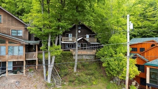 9 Chippewa Loop, Brant Lake, NY 12815