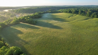 1358 Bradford Rd, Willow Springs, MO 65793