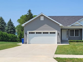 932 E 41st St, Erie, PA 16504