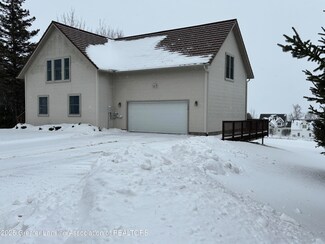198 Graham Ave, Saint Ignace, MI 49781