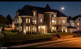 176 Union Ave, Rutherford, NJ 07070