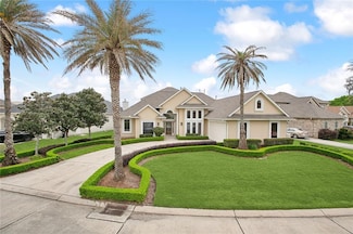 180 E Greenbrier Dr, New Orleans, LA 70128