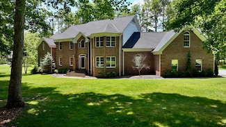 1320 Lake Dr, Daniels, WV 25832