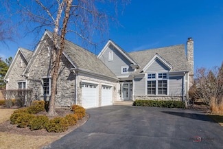 45 S Asbury Ct, Lake Forest, IL 60045