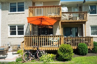 981 Robin Rd, Hillsborough, NJ 08844