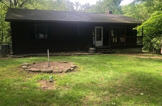 1852 Kessel Rd, Ava, IL 62907