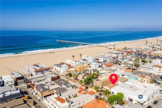 58 10th Ct, Hermosa Beach, CA 90254