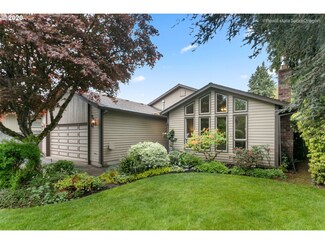290 Amanda Ct, Oregon City, OR 97045